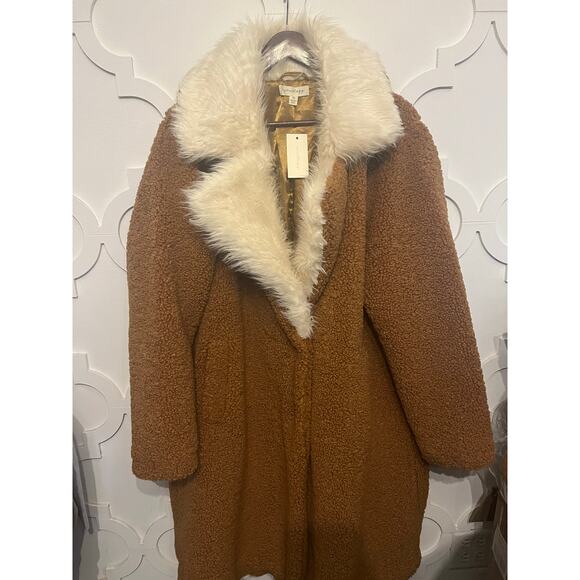 NEW Aveology City Chic Tan Faux Fur Teddy Jacket Size 24 (Retal $200) - Picture 6 of 6